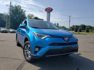 2017 Toyota RAV4 Hybrid XLE JTMRJREVXHD086824 2017 Toyota RAV4 Hybrid XLE