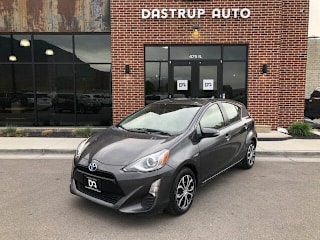 2016 Toyota Prius c Two JTDKDTB32G1132669 2016 Toyota Prius c Two