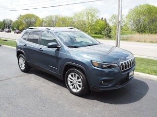 2019 Jeep Cherokee Latitude 1C4PJLCB3KD381204 2019 Jeep Cherokee Latitude