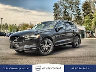 2018 Volvo XC60 T5 Momentum LYV102RK6JB082759 2018 Volvo XC60 T5 Momentum