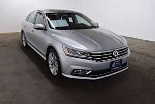 2017 Volkswagen Passat 1VWGT7A35HC033249 2017 Volkswagen Passat
