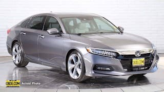 2018 Honda Accord Touring 1HGCV1F97JA027428 2018 Honda Accord Touring