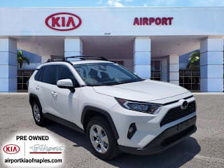 2020 Toyota RAV4 XLE 2T3W1RFV0LW077398 2020 Toyota RAV4 XLE