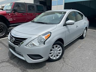 2019 Nissan Versa S 3N1CN7AP7KL846556 2019 Nissan Versa S