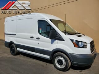 2018 Ford Transit Cargo 1FTYE1CM7JKA28960 2018 Ford Transit Cargo