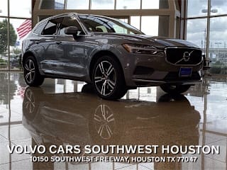 2018 Volvo XC60 T6 Momentum LYVA22RK0JB082458 2018 Volvo XC60 T6 Momentum