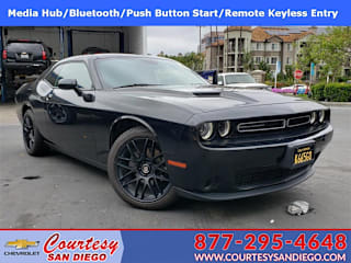 2016 Dodge Challenger SXT 2C3CDZAG2GH337071 2016 Dodge Challenger SXT