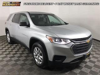 2018 Chevrolet Traverse LS 1GNERFKW8JJ118736 2018 Chevrolet Traverse LS