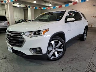 2018 Chevrolet Traverse LT Leather 1GNEVHKW1JJ103874 2018 Chevrolet Traverse LT Leather