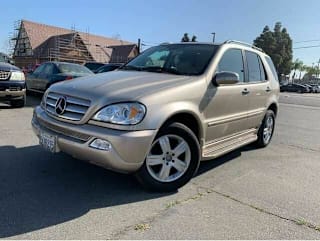 2005 Mercedes-Benz M-Class 4JGAB57E35A550321 2005 Mercedes-Benz M-Class