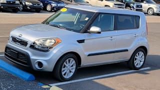 2013 Kia Soul + KNDJT2A66D7588672 2013 Kia Soul +