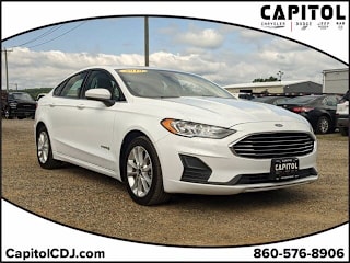 2019 Ford Fusion Hybrid SE 3FA6P0LU3KR137446 2019 Ford Fusion Hybrid SE