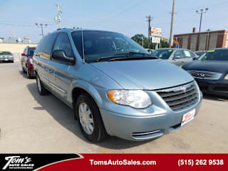 2005 Chrysler Town and Country Touring 2C4GP54L25R237565 2005 Chrysler Town and Country Touring