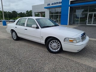 2010 Mercury Grand Marquis LS 2MEBM7FV0AX611785 2010 Mercury Grand Marquis LS