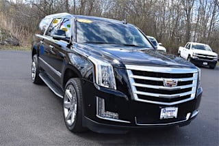 2017 Cadillac Escalade ESV Luxury 1GYS4HKJ1HR190930 2017 Cadillac Escalade ESV Luxury
