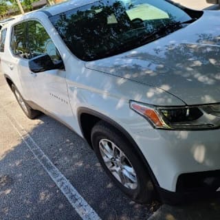 2019 Chevrolet Traverse LS 1GNERFKW5KJ231612 2019 Chevrolet Traverse LS