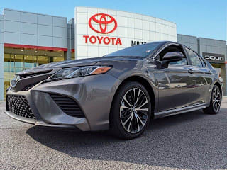 2018 Toyota Camry SE 4T1B11HK2JU034965 2018 Toyota Camry SE