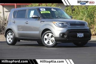 2017 Kia Soul Base KNDJN2A28H7482611 2017 Kia Soul Base