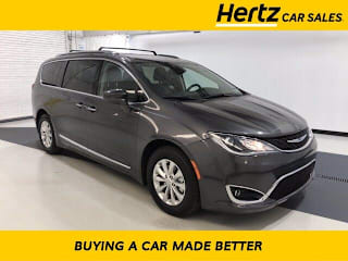2019 Chrysler Pacifica Touring L 2C4RC1BG1KR625630 2019 Chrysler Pacifica Touring L