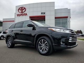 2018 Toyota Highlander XLE 5TDJZRFH1JS525367 2018 Toyota Highlander XLE