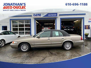 2001 Mercury Grand Marquis GS 2MEFM74W91X684943 2001 Mercury Grand Marquis GS
