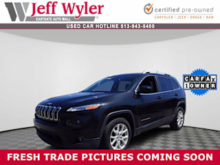 2014 Jeep Cherokee Latitude 1C4PJLCS2EW116699 2014 Jeep Cherokee Latitude
