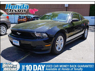 2011 Ford Mustang V6 1ZVBP8AM9B5124548 2011 Ford Mustang V6