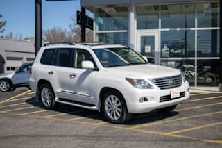 2010 Lexus LX 570 Base JTJHY7AX6A4037030 2010 Lexus LX 570 Base