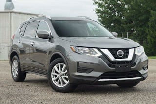 2018 Nissan Rogue SV 5N1AT2MT8JC830488 2018 Nissan Rogue SV