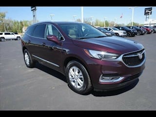 2018 Buick Enclave Essence 5GAERBKW9JJ282306 2018 Buick Enclave Essence