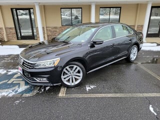 2018 Volkswagen Passat 2.0T SE 1VWBA7A37JC000999 2018 Volkswagen Passat 2.0T SE