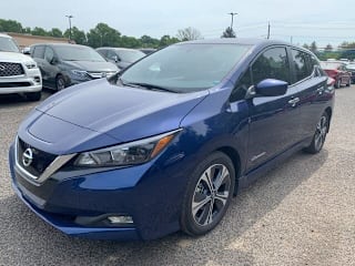 2018 Nissan LEAF SV 1N4AZ1CP1JC305795 2018 Nissan LEAF SV