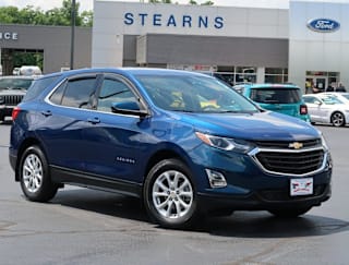 2019 Chevrolet Equinox LT 2GNAXUEV4K6203518 2019 Chevrolet Equinox LT