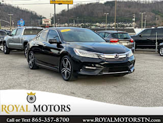 2017 Honda Accord Touring 1HGCR3F9XHA031581 2017 Honda Accord Touring
