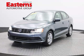 2018 Volkswagen Jetta 3VW2B7AJ3JM255143 2018 Volkswagen Jetta