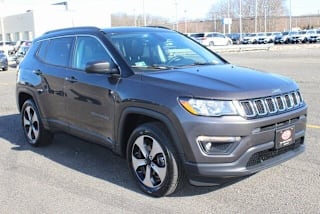 2018 Jeep Compass Latitude 3C4NJDBB4JT162453 2018 Jeep Compass Latitude