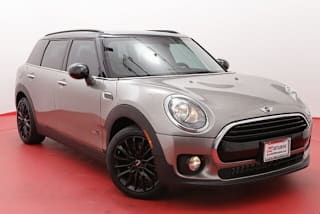 2018 MINI Clubman Cooper ALL4 WMWLU1C54J2F29326 2018 MINI Clubman Cooper ALL4