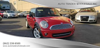 2011 MINI Cooper Base WMWSU3C59BT099955 2011 MINI Cooper Base