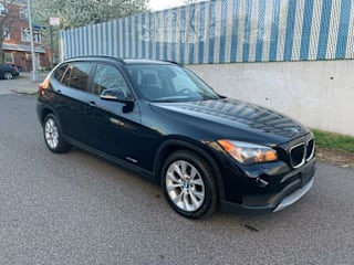 2013 BMW X1 xDrive28i WBAVL1C53DVR82848 2013 BMW X1 xDrive28i