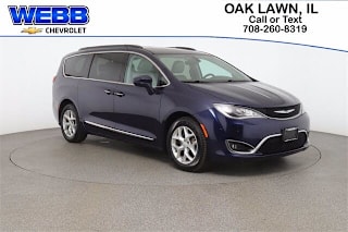 2017 Chrysler Pacifica 2C4RC1BG1HR705390 2017 Chrysler Pacifica