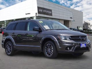 2019 Dodge Journey SE 3C4PDCBB9KT719353 2019 Dodge Journey SE