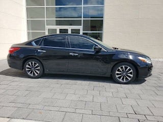 2017 Nissan Altima 2.5 1N4AL3AP1HC153883 2017 Nissan Altima 2.5
