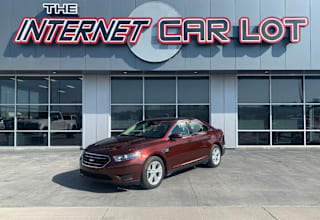 2016 Ford Taurus 1FAHP2E87GG119261 2016 Ford Taurus