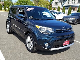 2018 Kia Soul + KNDJP3A53J7594295 2018 Kia Soul +
