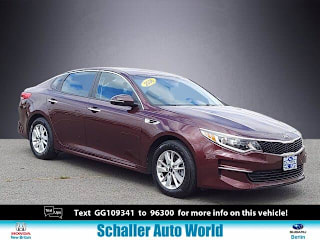 2016 Kia Optima LX 5XXGT4L35GG109341 2016 Kia Optima LX