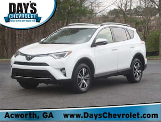 2018 Toyota RAV4 XLE JTMWFREV1JJ160949 2018 Toyota RAV4 XLE