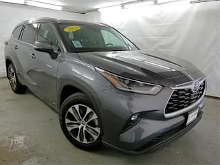 2021 Toyota Highlander Hybrid XLE 5TDGBRCHXMS526363 2021 Toyota Highlander Hybrid XLE