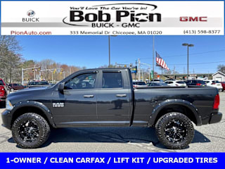 2018 Ram Pickup 1500 Express 1C6RR7FT2JS233091 2018 Ram Pickup 1500 Express