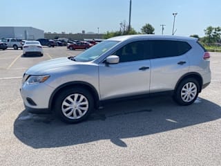 2016 Nissan Rogue S KNMAT2MT3GP609368 2016 Nissan Rogue S