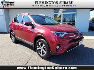2018 Toyota RAV4 XLE 2T3RFREV6JW777701 2018 Toyota RAV4 XLE